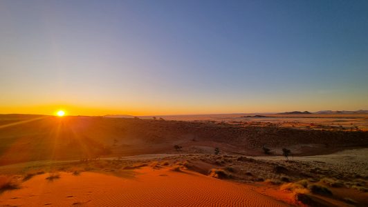 Rundreise durch Namibia: Einmal quer durch den Sonnenfarbkasten